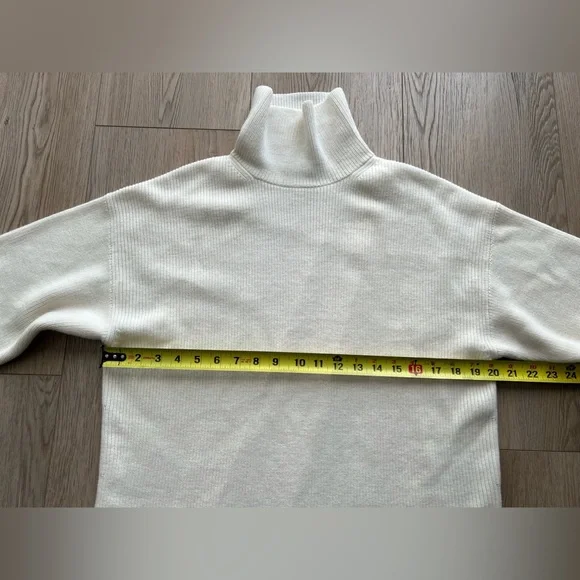 NWOTS Babaton Maclean Oversized merino wool turtleneck sweater dress - Picture 13 of 15